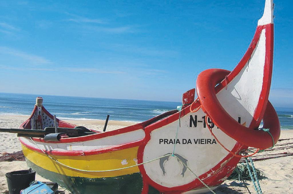 Cristal Vieira &