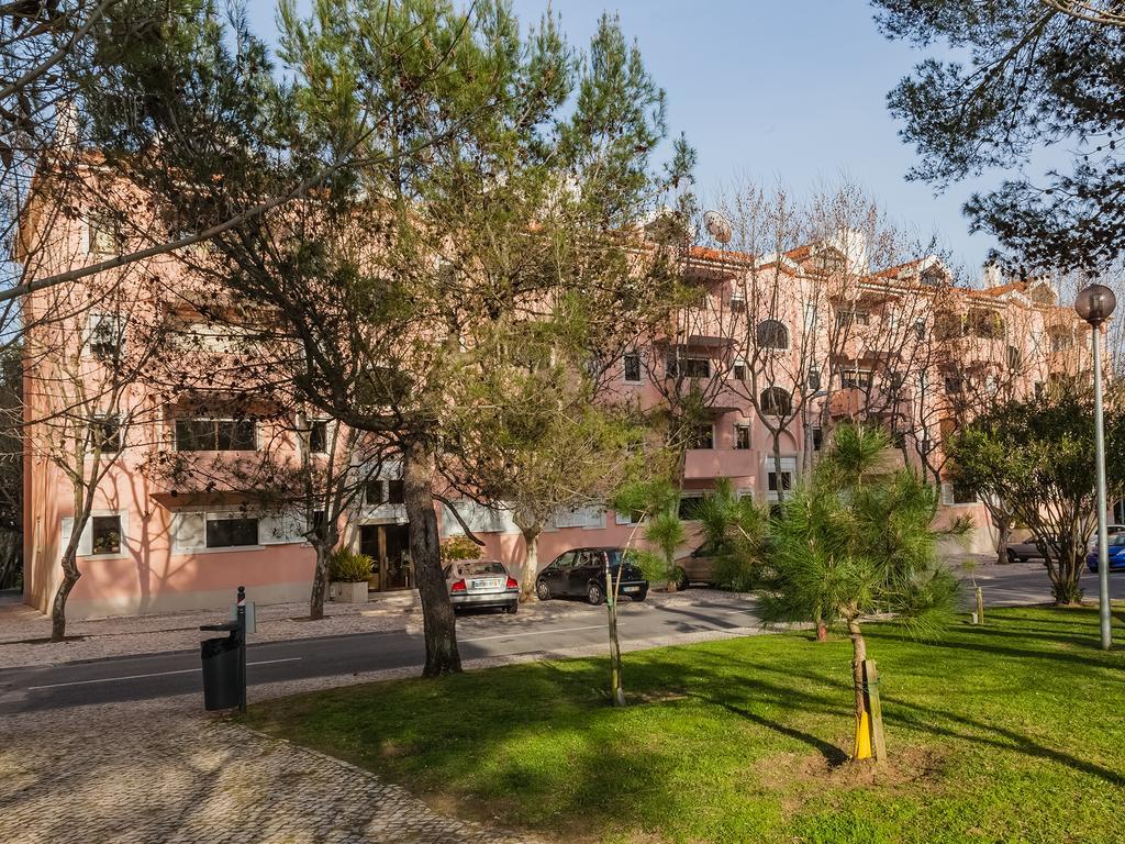 Salmao Apartment
