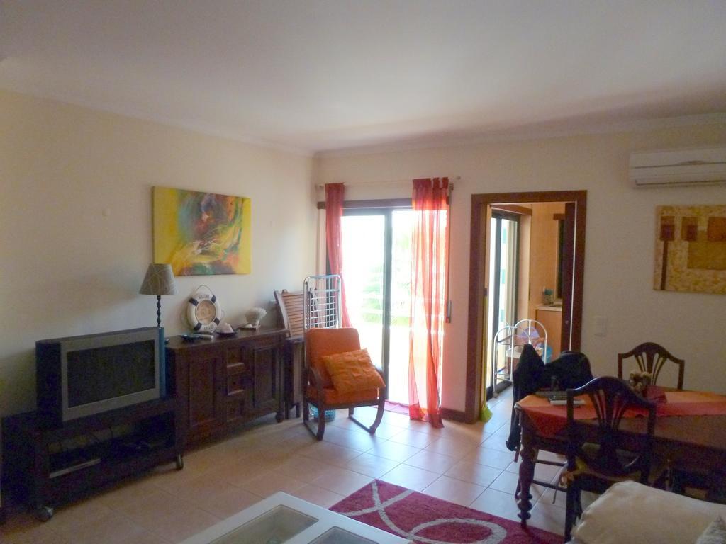 Apartamento Salgados Village 42 *