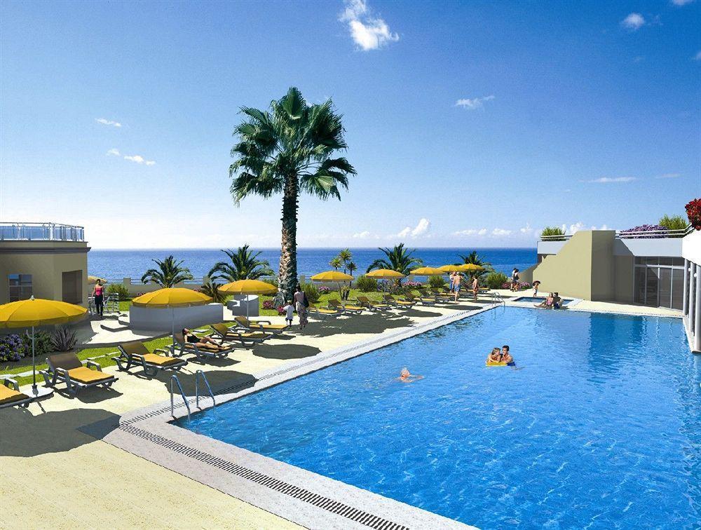 Aparthotel Sea View 4*