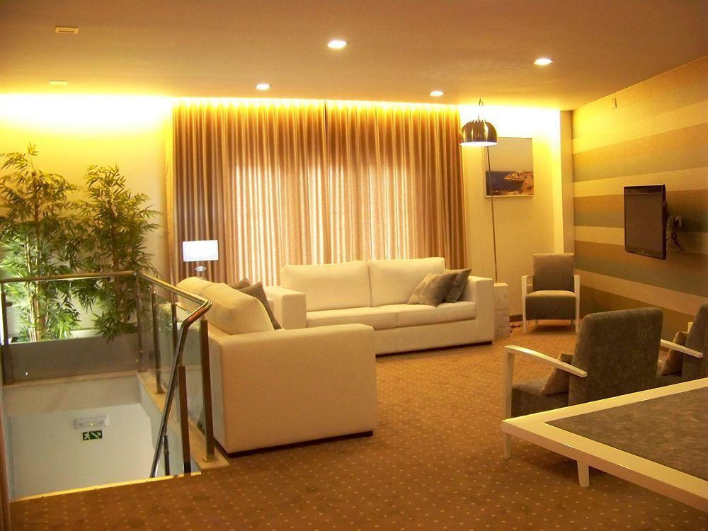 Laurus 2* Lourinha (Lisbon)