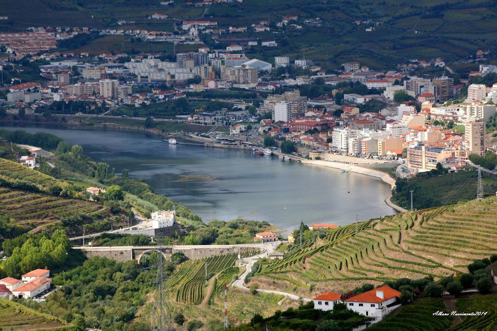 Vistadouro 2 Сasa de vacaciones Peso da Régua