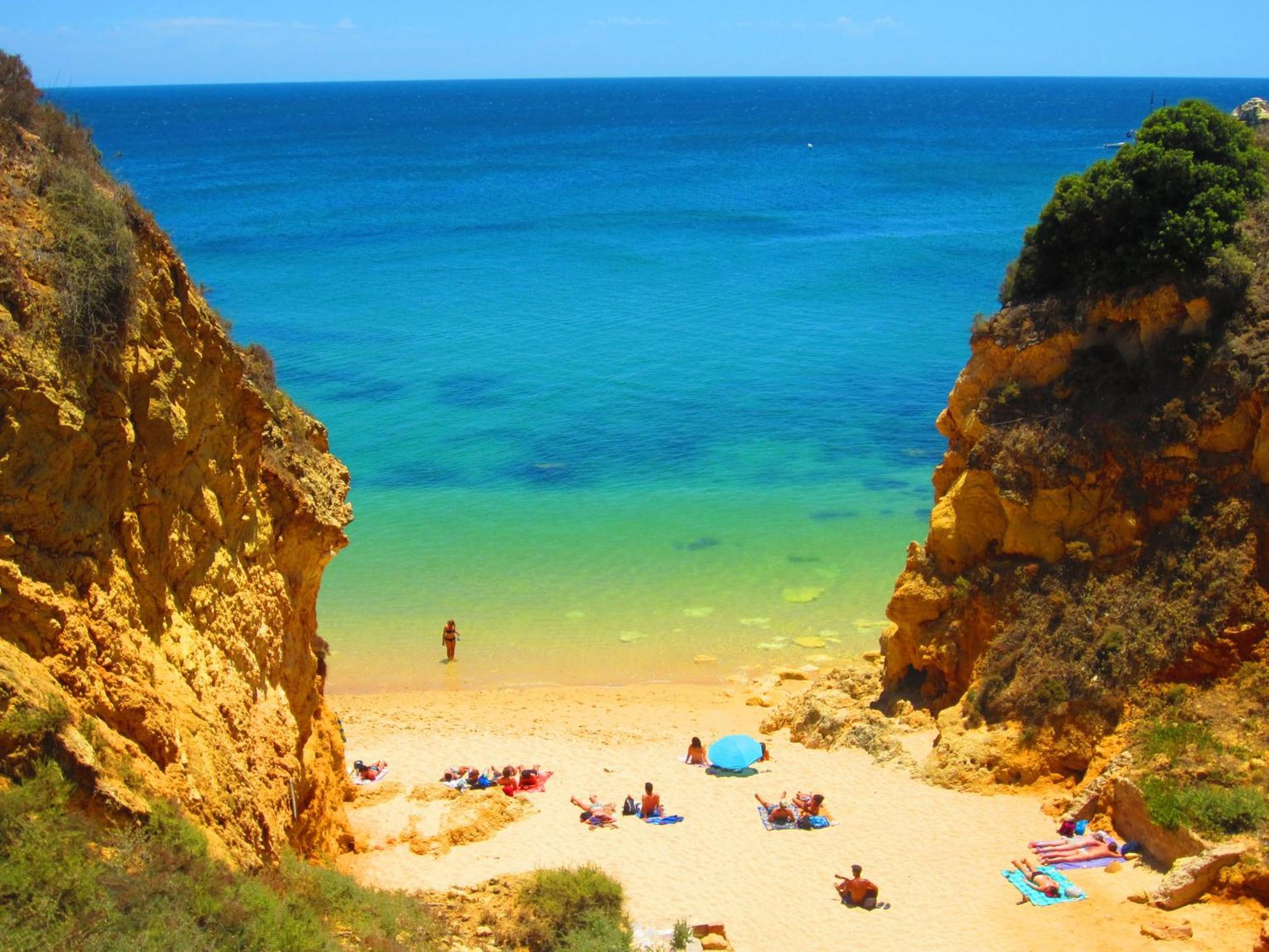 Costa D'oiro Ambiance Village 4* Lagos