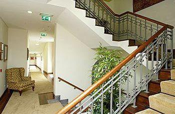 Camoes Hotel 4*