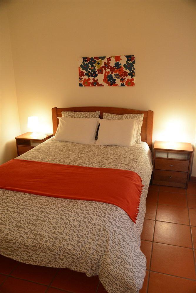 Dom Lourenco Hotel 2*