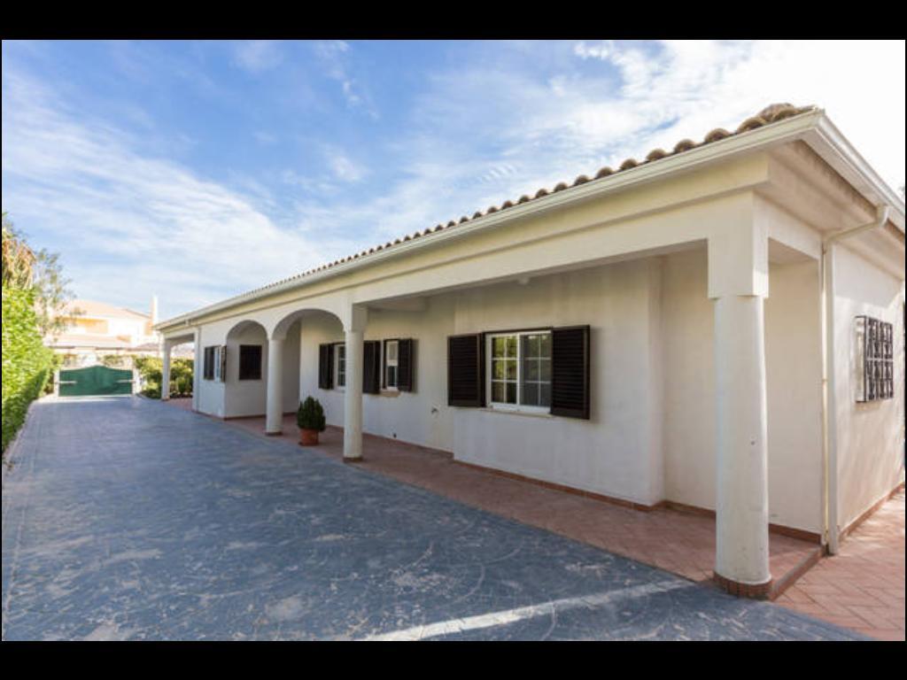 Vilamar Villa *