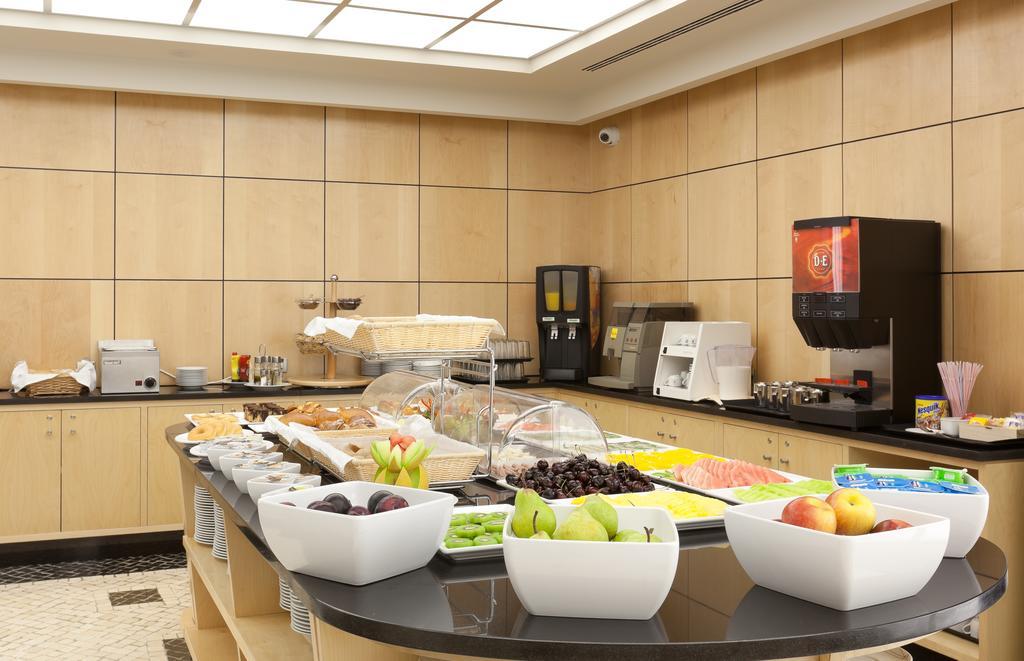 Hotel Alif Avenidas 4*