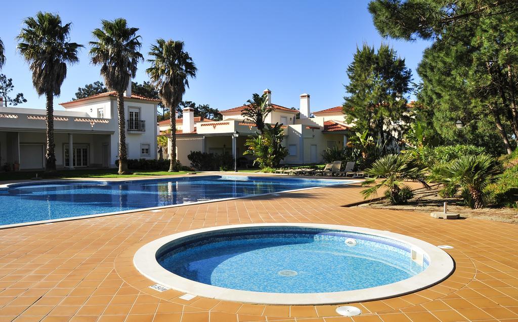 Del Rey Bythe Pools Holiday home