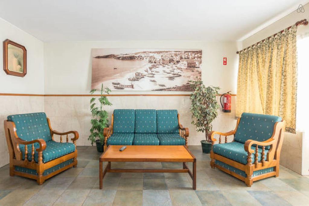 Pensión Residencial Capri *