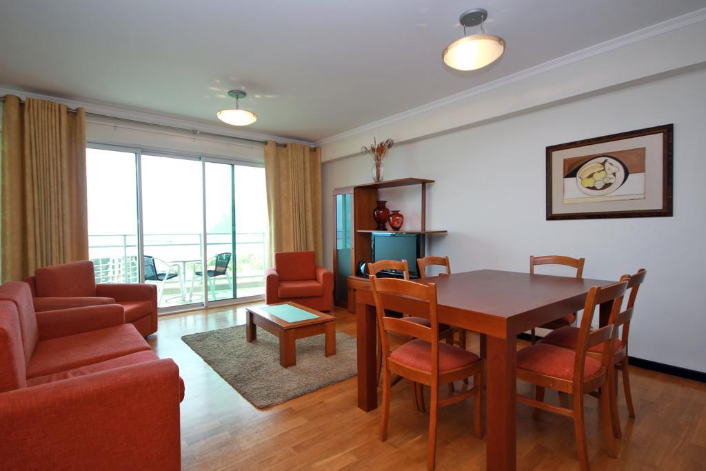 Forum Apartment *