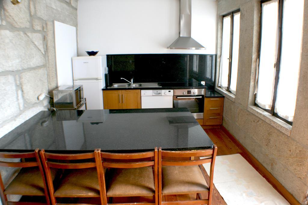 Dias House *