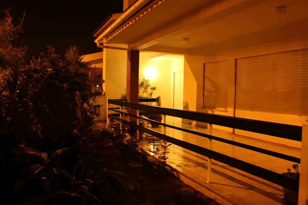 Canas Beach House - Al Holiday home *
