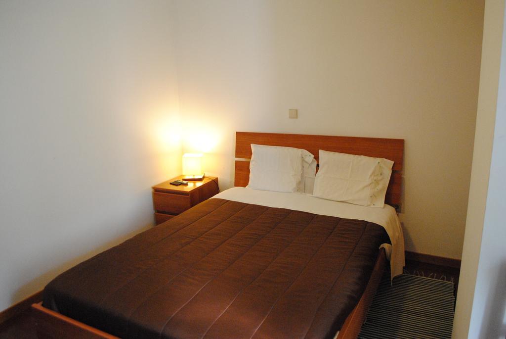 Casa Dos Santos Alojamento - Guest House Geres