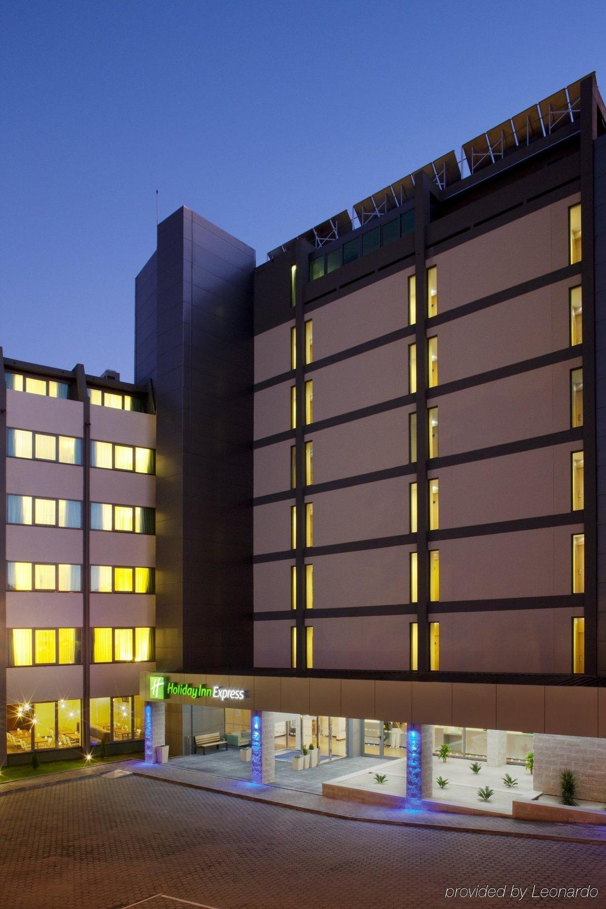 Express Lisbon Airport By Ihg Hotel Portela (Loures)