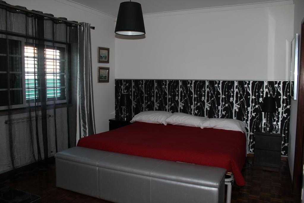 Casa Lucas Casa de hóspedes Charneca de Caparica