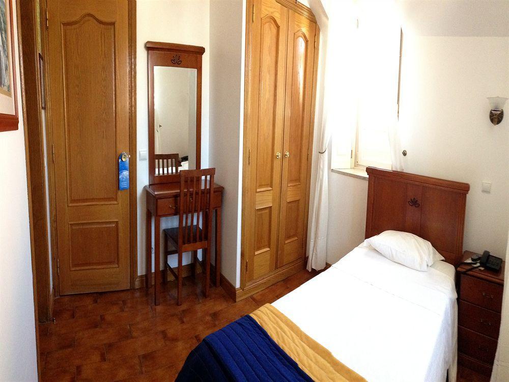 Hotel Smart 2*