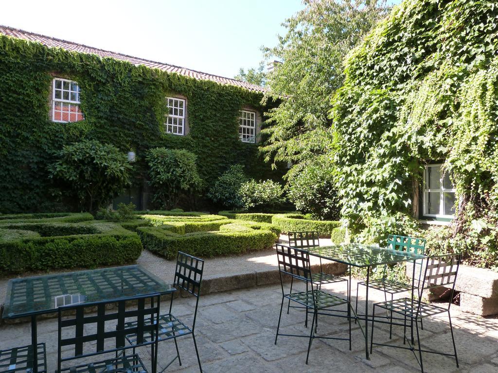 Casa Dos Barros Winery By Vintage Theory Farm stay Sabrosa