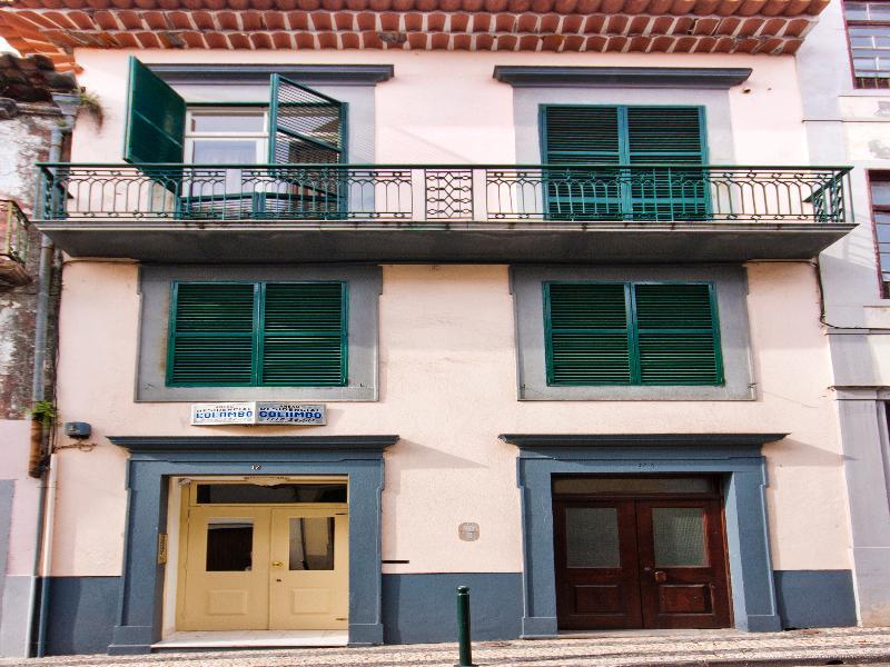 Residencial Colombo Acomodação com café da manhã  2*