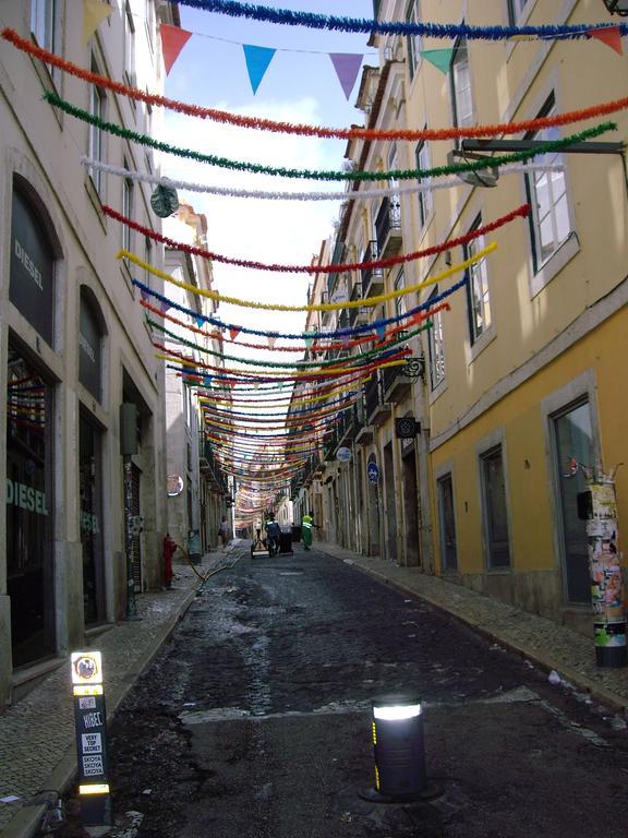 Residencial Camoes Acomodação com café da manhã  2*