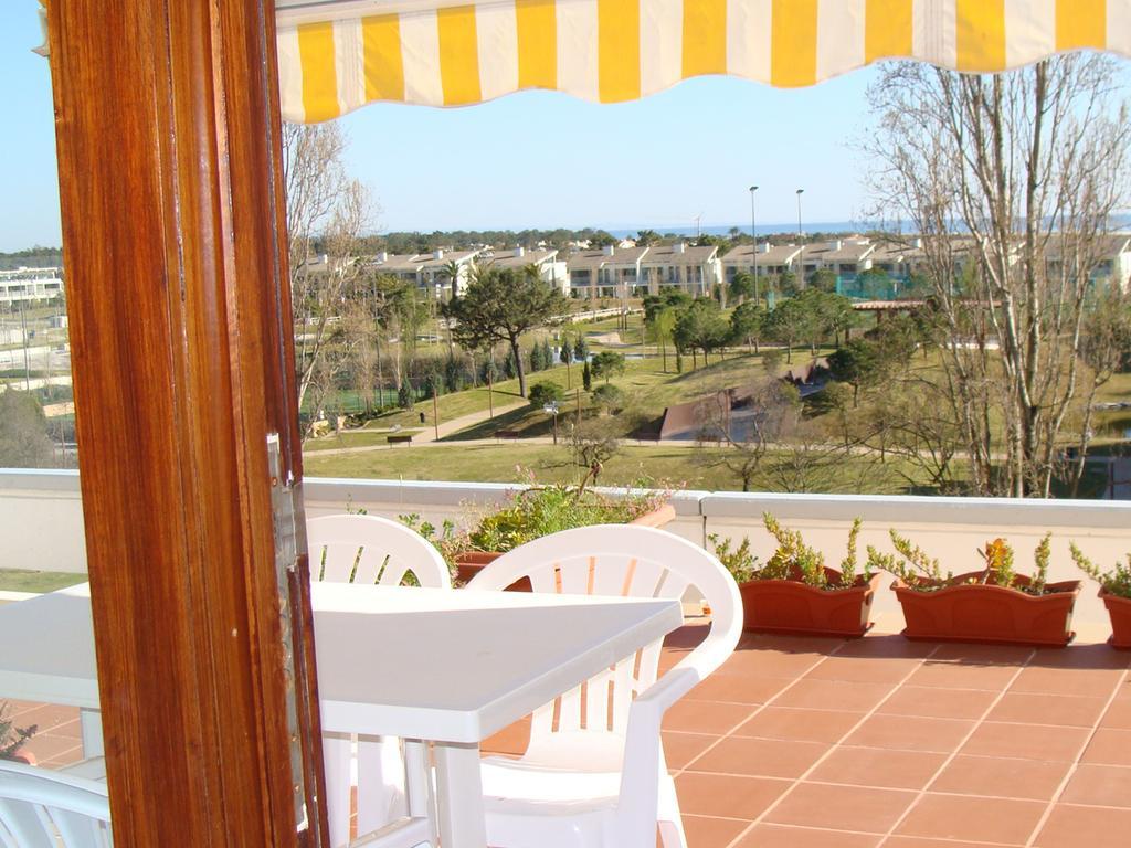 Alameda Do Zambujeiro Duplex Apartment