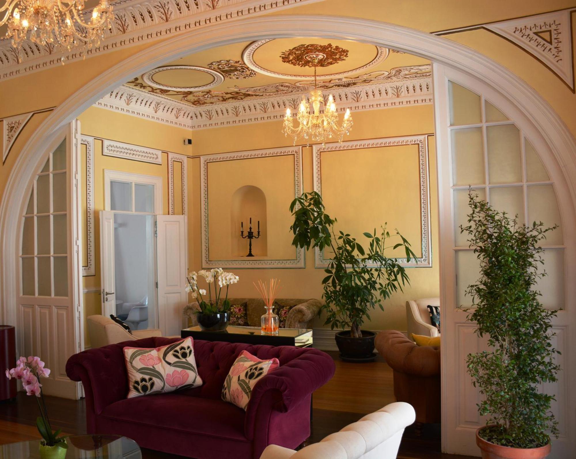 Guest house House 4*