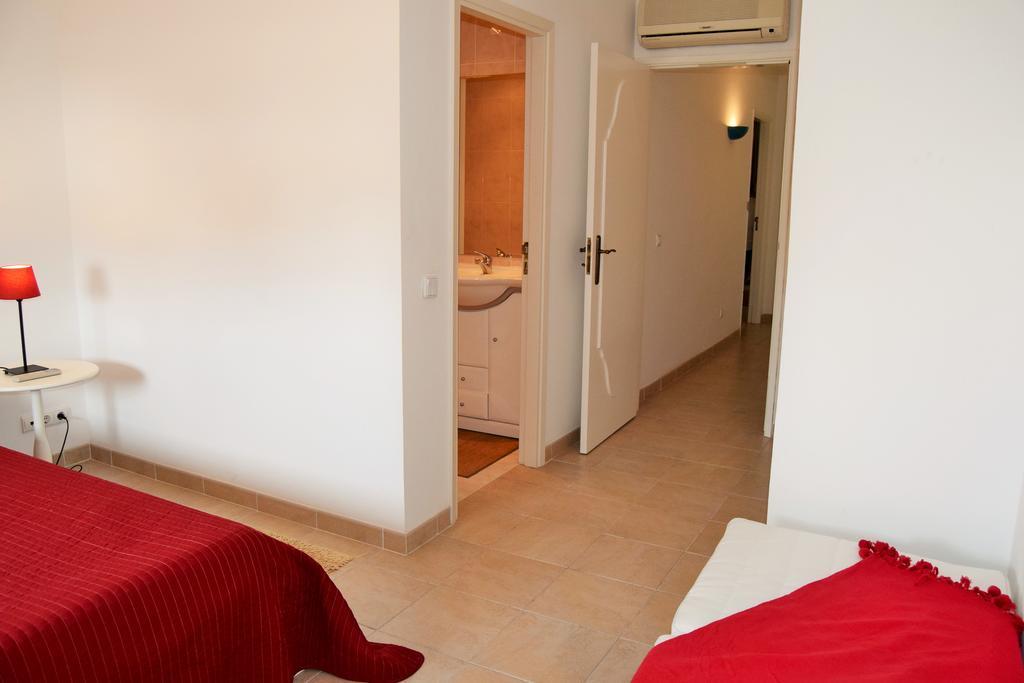 Eden Villas Red *