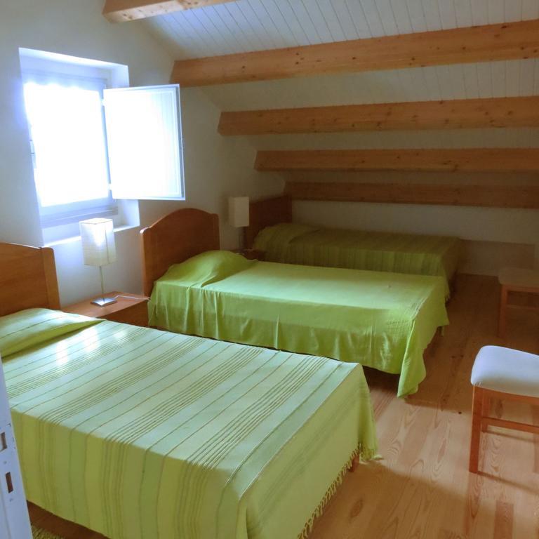 Casa Do Cais De Sao Martinho Do Porto Holiday home *