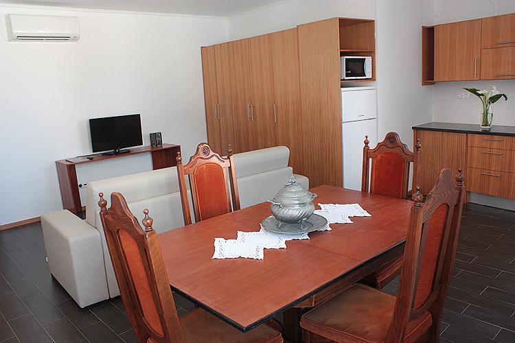 Faial Marina Aparthotel Horta (Azores)