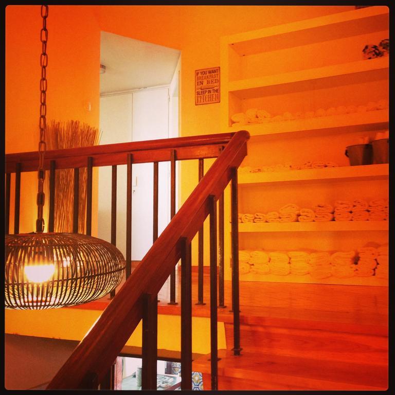 Carcavelos Surf House 2*