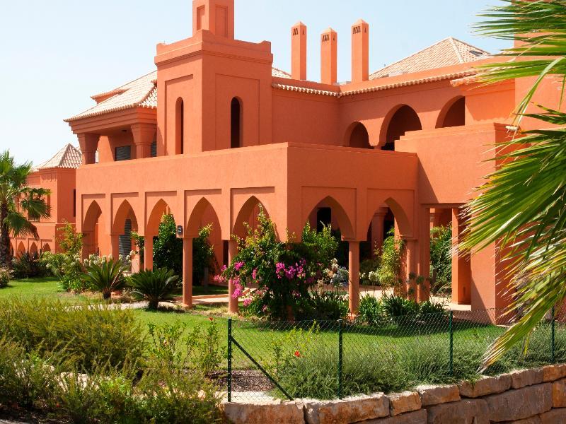 Amendoeira Golf Armacao de Pera