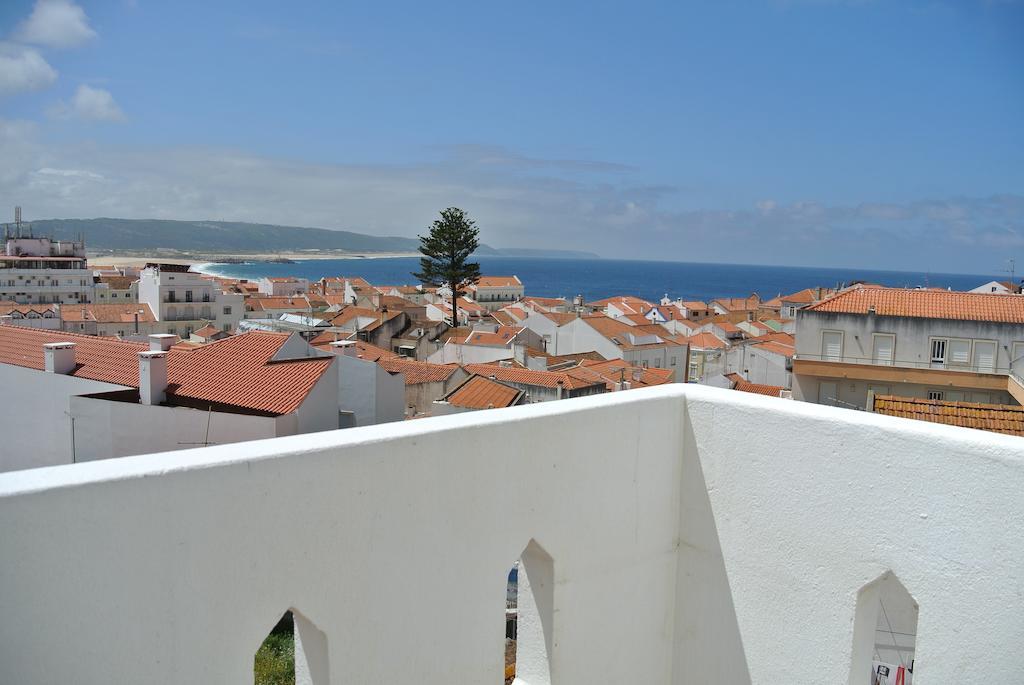 - & Dorms Hostel Nazare