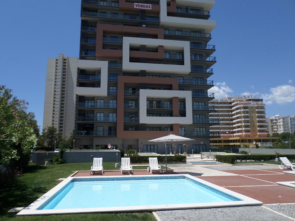Aparthotel Tower By 3*
