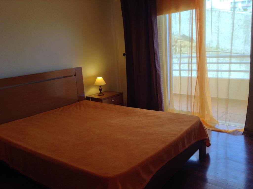 Colinas Do Lido Apartment