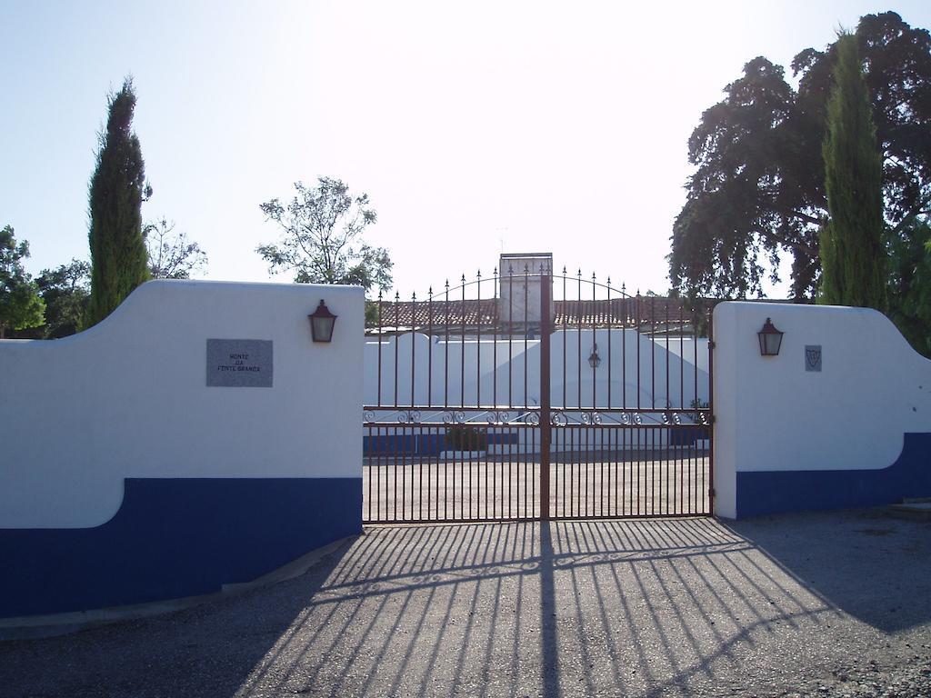 Herdade Da Fonte Branca *