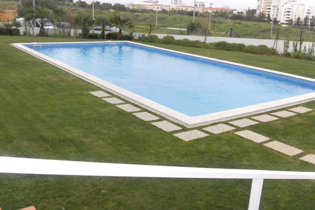 Sol, Praia E Piscina! Portimao