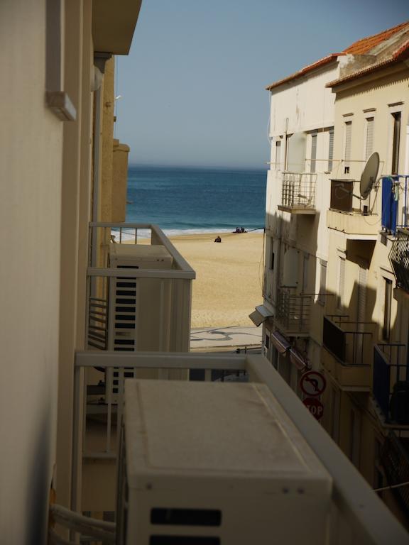 Apartment Bed & Seaside *