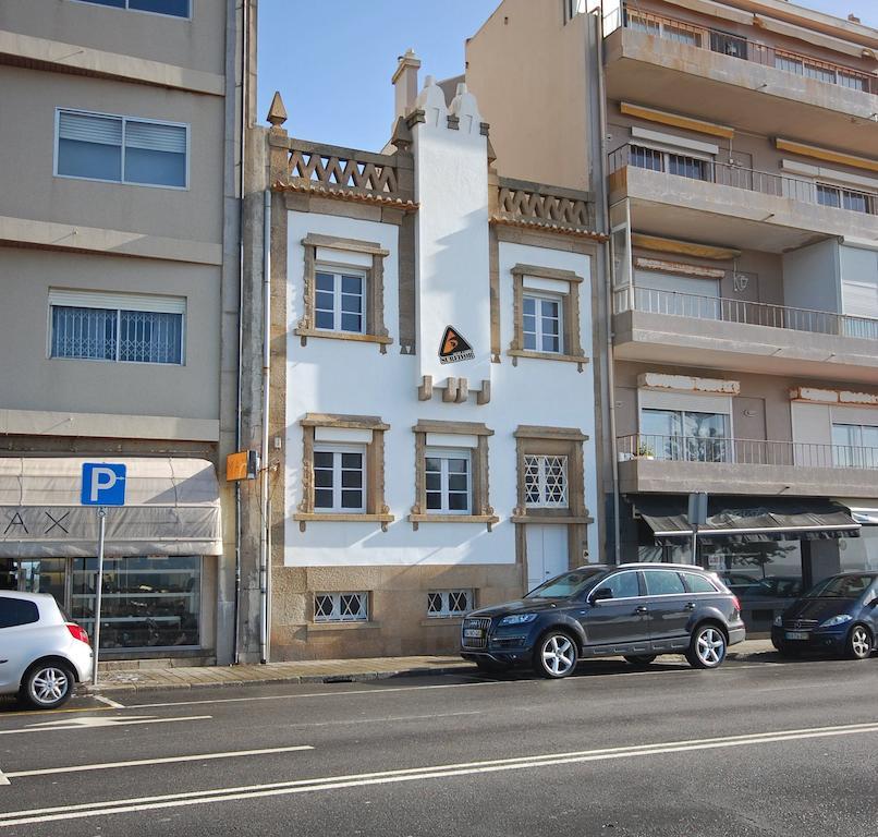 Hostel Surfivor Surf Porto
