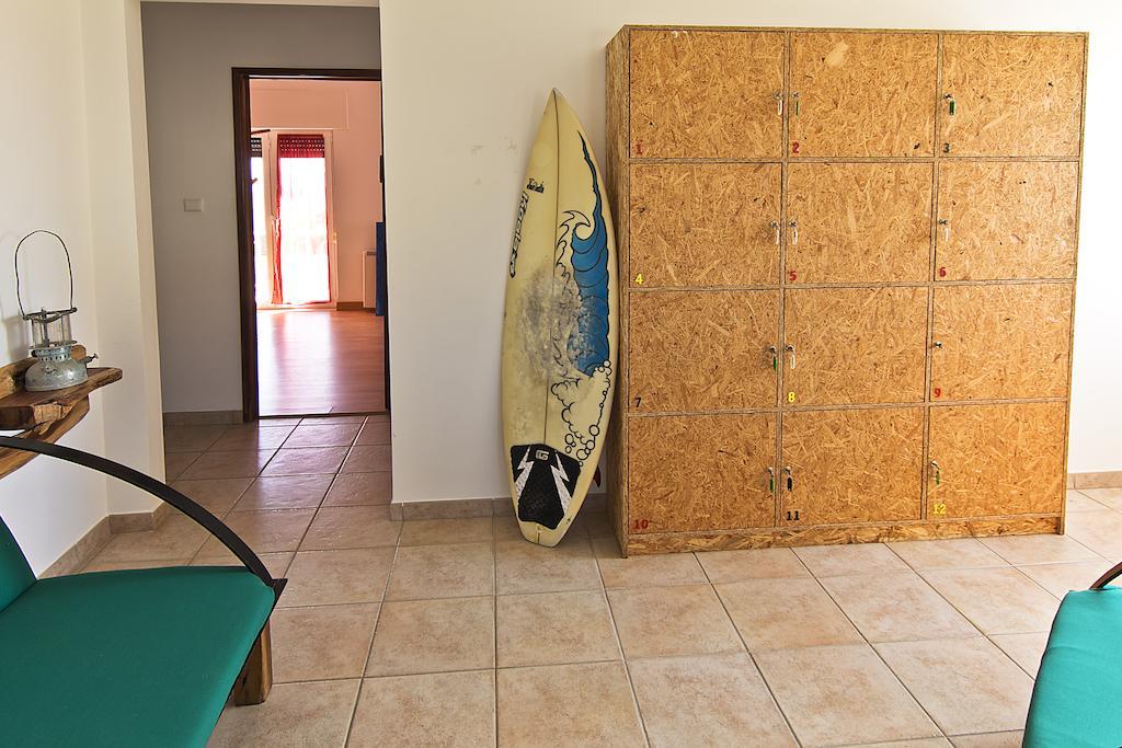Hostel Tribo Da Praia - Almagreira Surf *