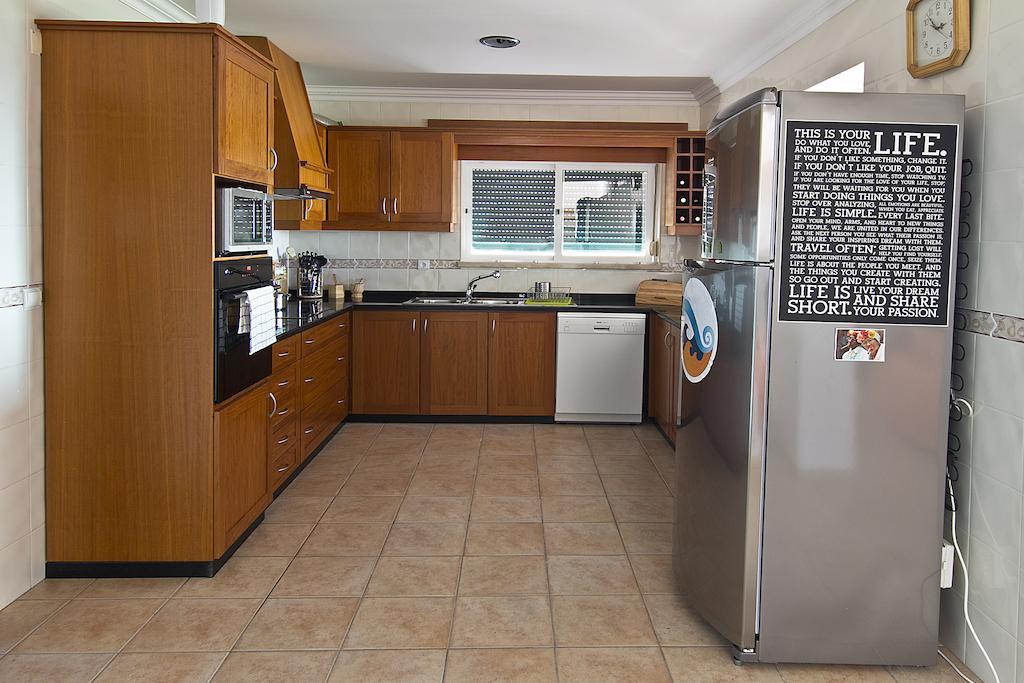 Hostel Tribo Da Praia - Almagreira Surf