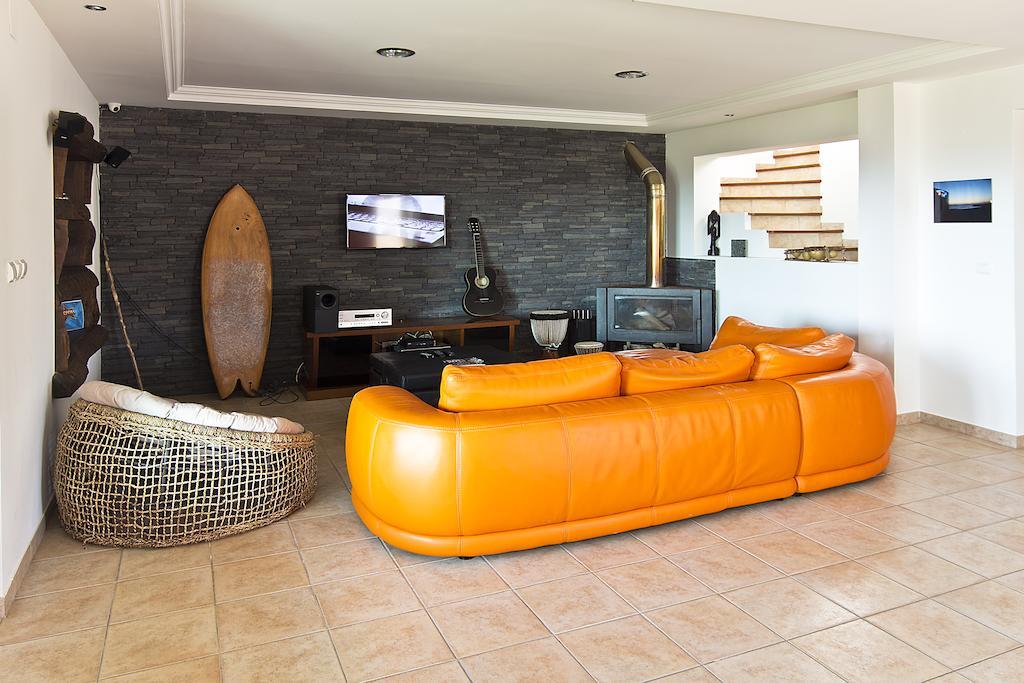 Hostel Tribo Da Praia - Almagreira Surf