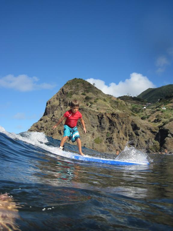 Hostel Madeira Surf Camp
