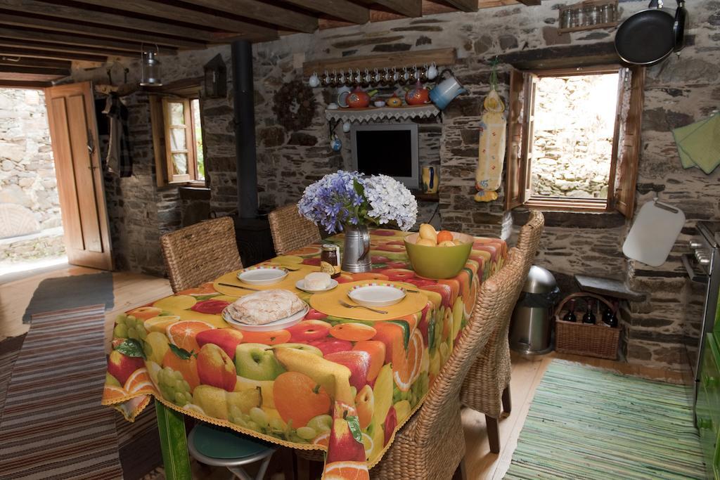 Country house Casa Da Urze Lousa (Central Portugal)