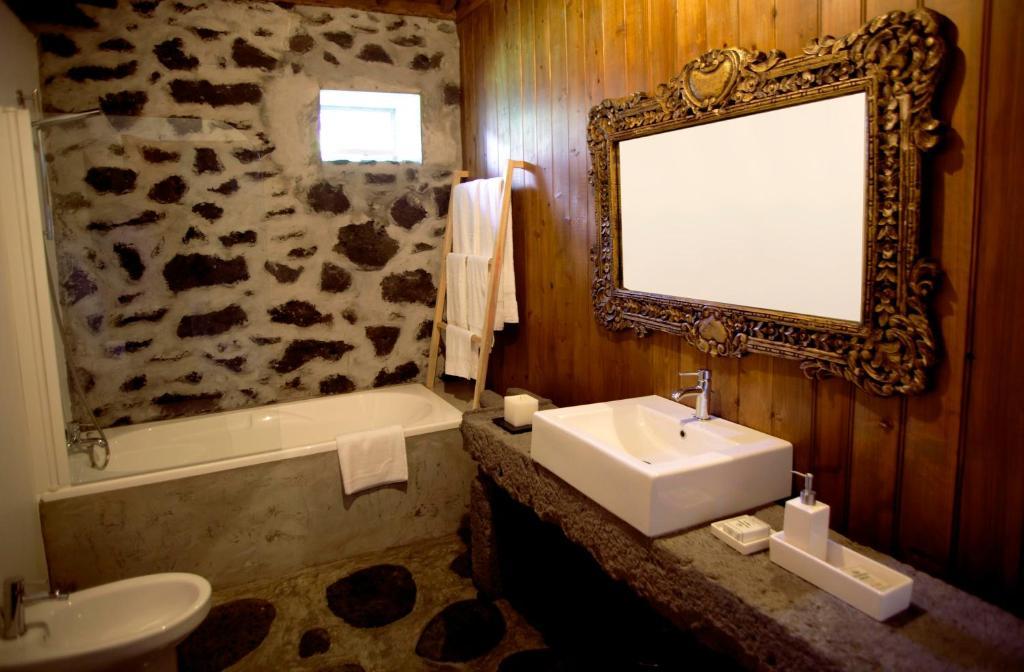 Bed & Breakfast Pocinhobay 4*