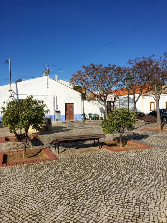 Acomodação com café da manhã  Casa Largo Do Poco *