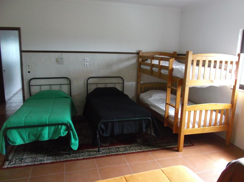 Hostel Constantino Al Paredes de Coura