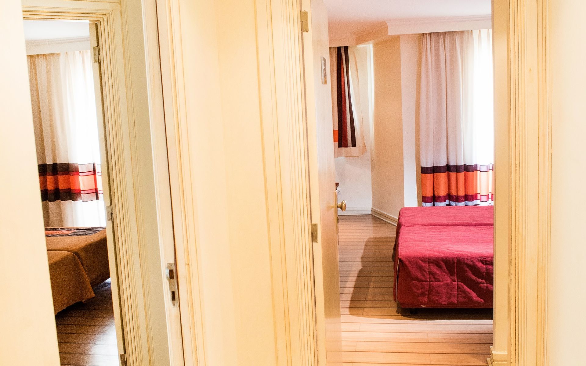 Hotel Yellow Garden 4*