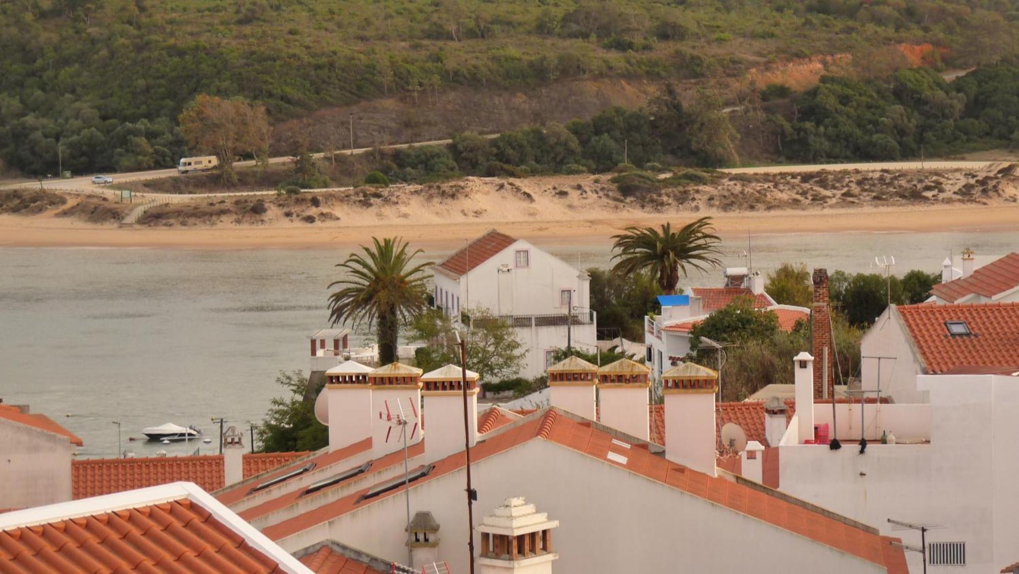 Apartment Born To In Milfontes