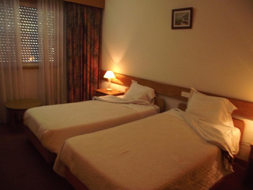 Hotel Cruz Da Mata 2*