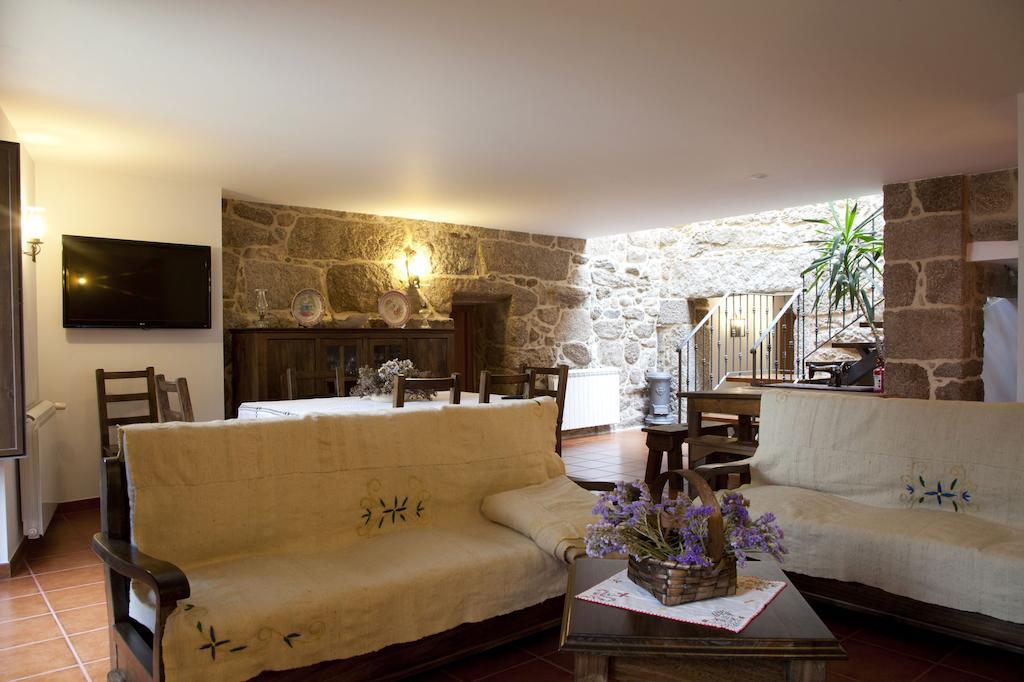 Casa Fonte Do Laboreiro Castro Laboreiro