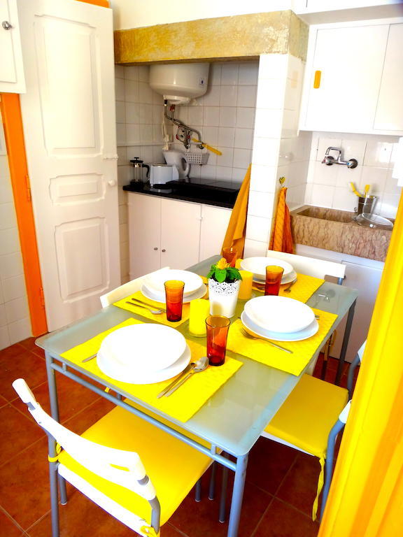 Julias Pateo Carcavelos (Lisbon)